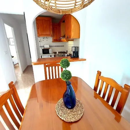 With Sea View, La Mata Apartment *