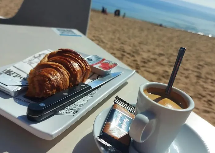 With Sea View, La Mata Apartment *